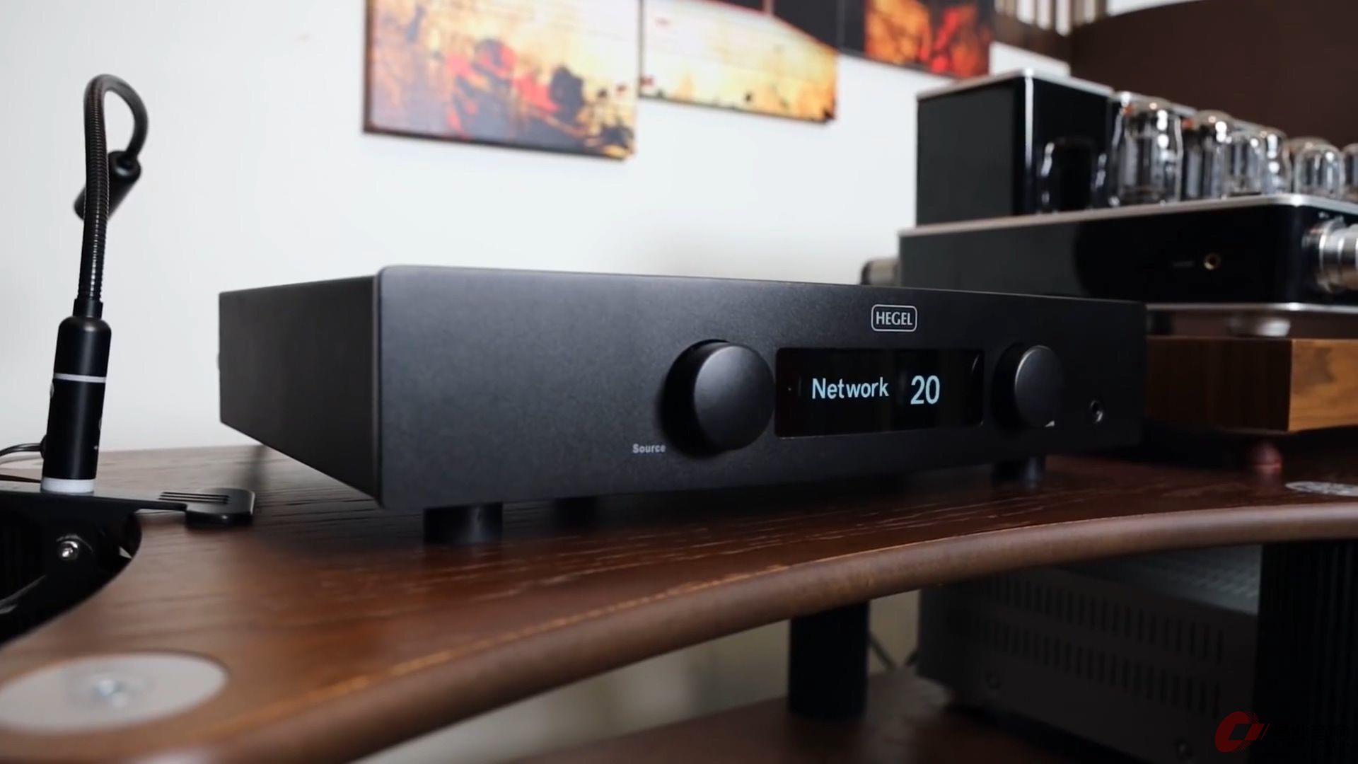 y2mate.com - A look inside ! What makes Hegel amplifiers sound so good_ Hegel H1.jpg