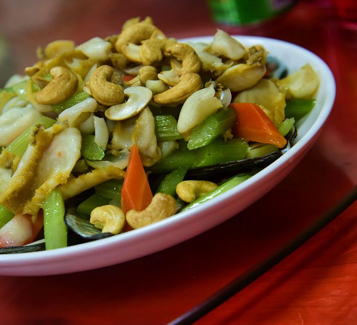 西芹百合炒鲍鱼.JPG 西芹百合炒鲍鱼.JPG