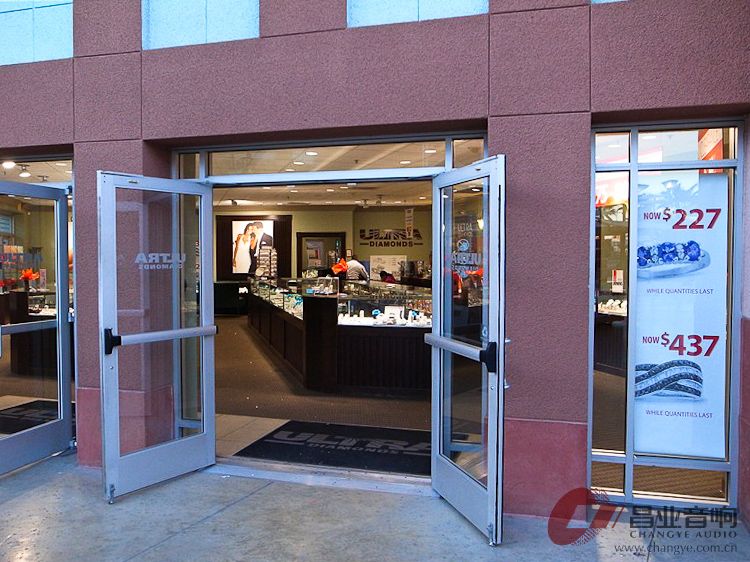 outlet-14.jpg