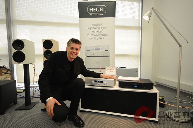 hegel_bentholter (1).jpg