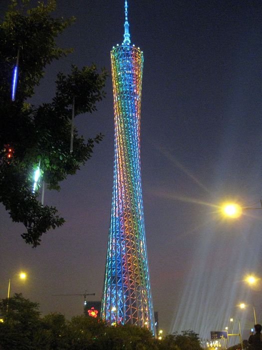 变色广州塔 1.JPG