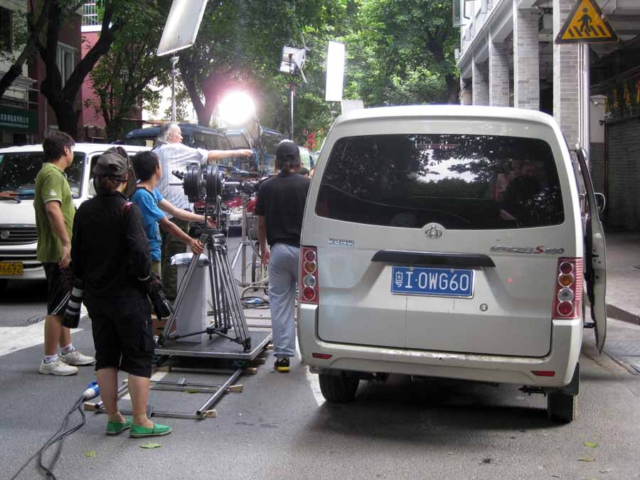 拍摄现场与道具车 2.JPG