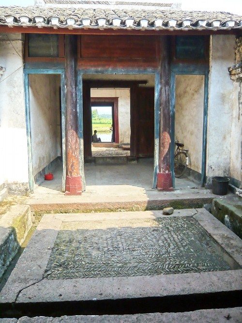 p1030150_conew1.jpg