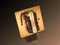 英国万成MS POWER CY750 美式铂金墙插 78K冷冻版 图3